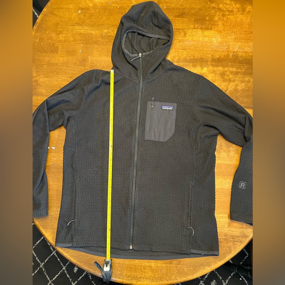 Patagonia Men’s R1 Air Full-zip Hoody